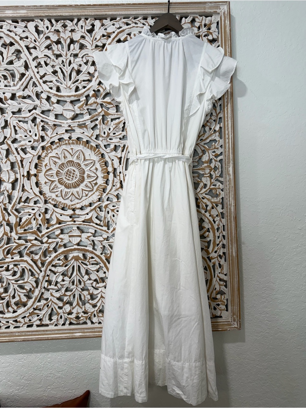 Free Assembly White Ruffled Button-Front Dress with pockets - Picture 3 of 3